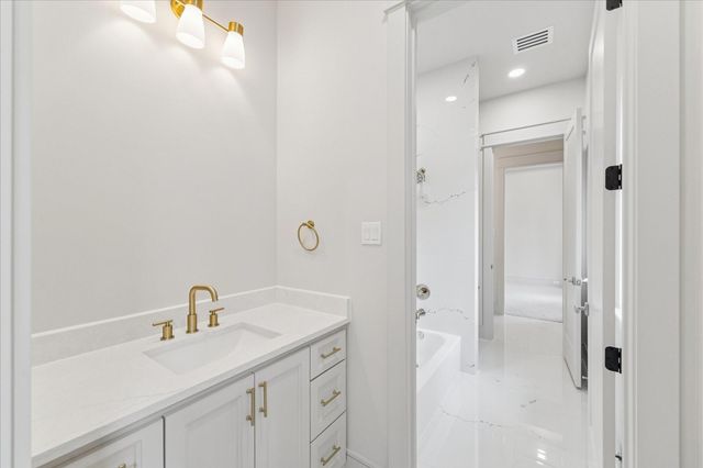 19470 Nasas Drive, Porter, TX 77365