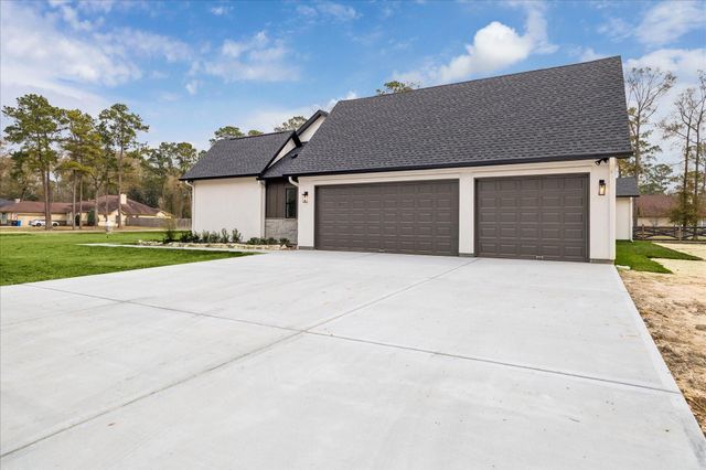 19470 Nasas Drive, Porter, TX 77365