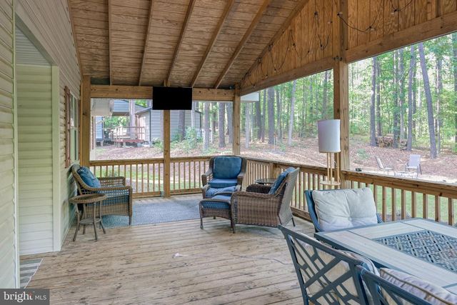 32 MILTONS LN, Louisa, VA 23093