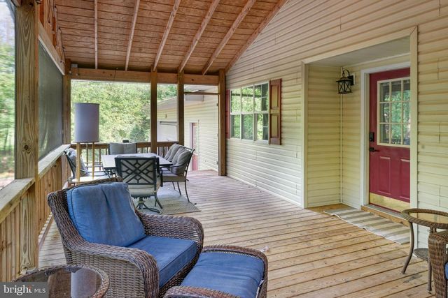 32 MILTONS LN, Louisa, VA 23093