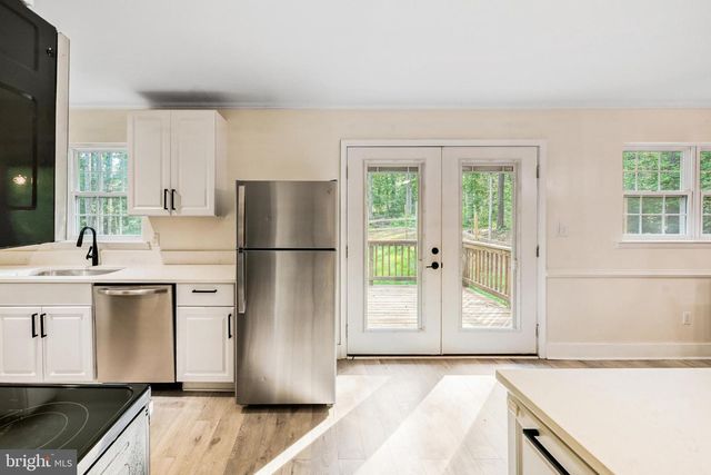 32 MILTONS LN, Louisa, VA 23093