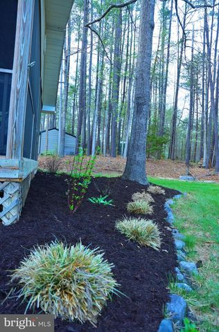 32 MILTONS LN, Louisa, VA 23093
