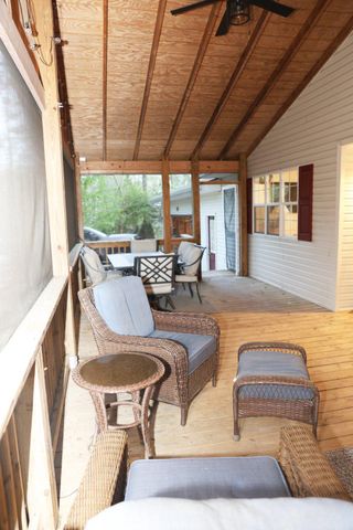 32 MILTONS LN, Louisa, VA 23093