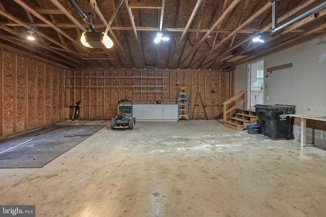 32 MILTONS LN, Louisa, VA 23093