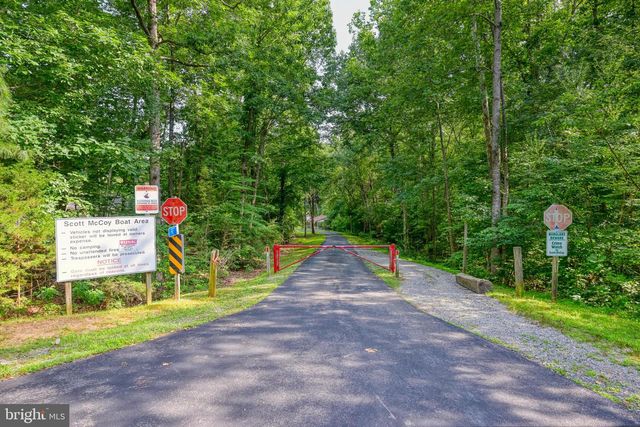 32 MILTONS LN, Louisa, VA 23093