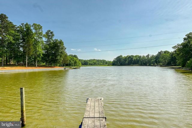 32 MILTONS LN, Louisa, VA 23093