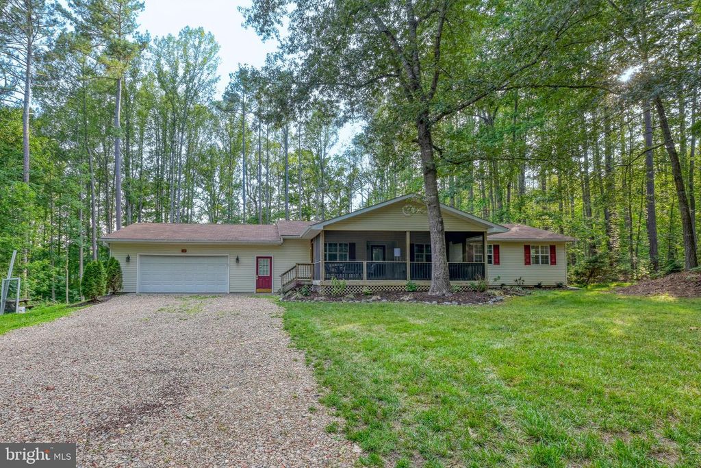 32 MILTONS LN, Louisa, VA 23093
