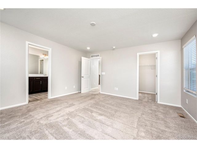 5725 Hanover St, Denver, CO 80238
