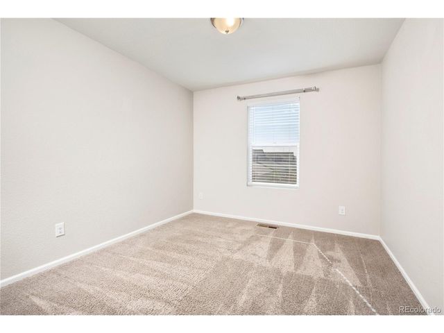 5725 Hanover St, Denver, CO 80238