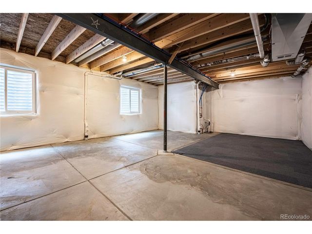 5725 Hanover St, Denver, CO 80238