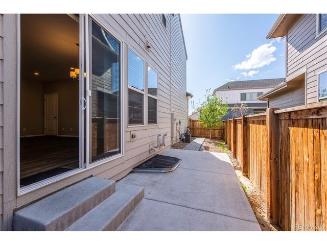 5725 Hanover St, Denver, CO 80238