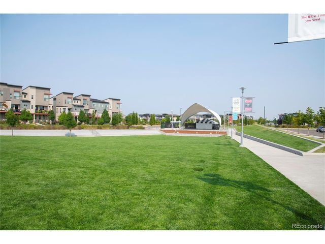 5725 Hanover St, Denver, CO 80238