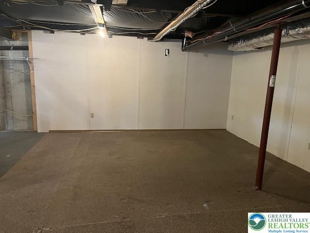 299 Twin Brook Road, Allen Twp, PA 18067