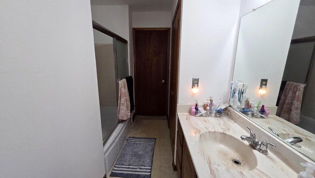 7408 W Carmen AVENUE, Milwaukee, WI 53218
