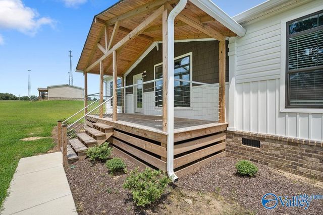 48 County Road 732, Henagar, AL 35978