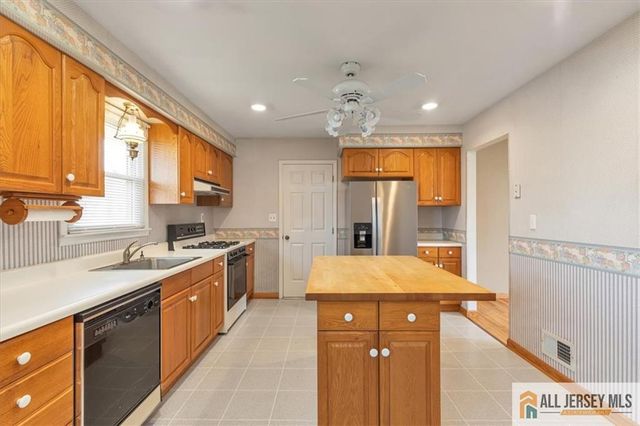3212 Park Avenue, South Plainfield, NJ 07080