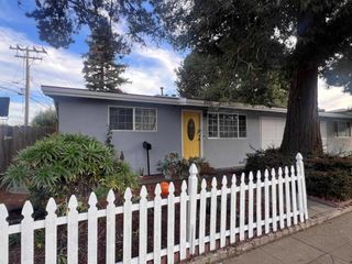 1104 Del Norte Avenue, Menlo Park, CA 94025