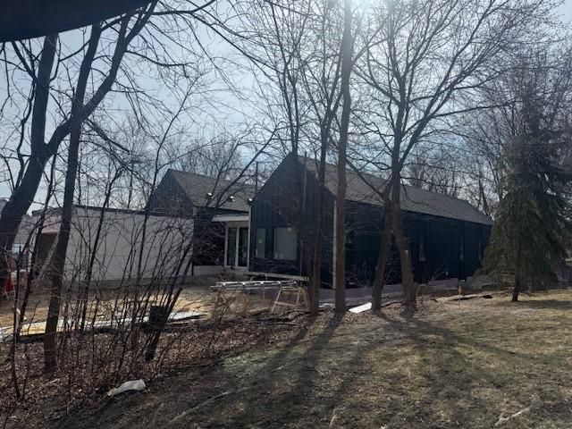 2735 Pilgrim Lane N, Plymouth, MN 55441