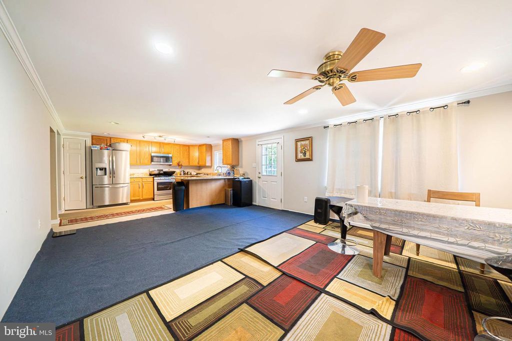 1829 LONEY ST, PHILADELPHIA, PA 19111 — photo 3