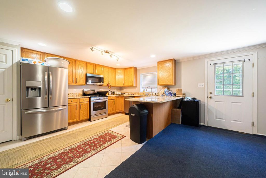 1829 LONEY ST, PHILADELPHIA, PA 19111 — photo 4