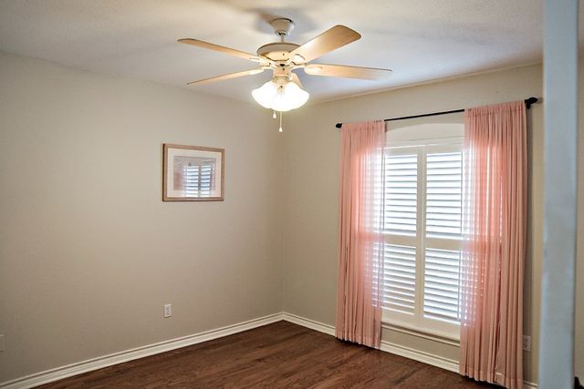 1111 Lonnie Drive, Athens, TX 75751