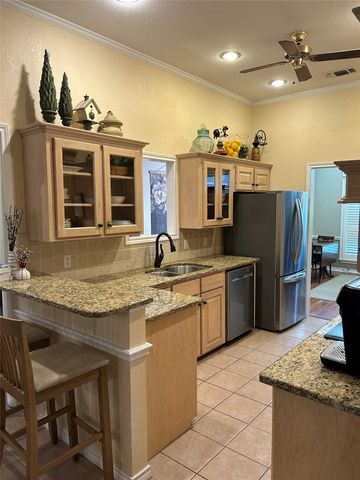 1111 Lonnie Drive, Athens, TX 75751