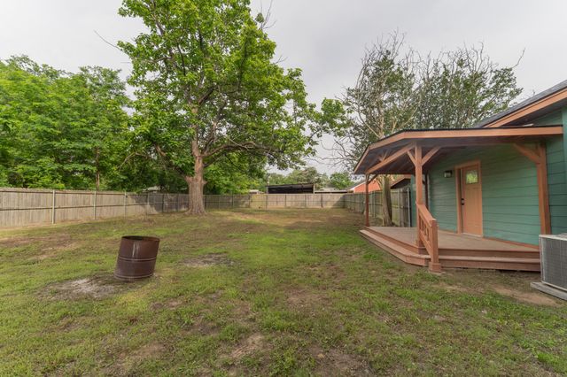 308 W Pine Street, Winnsboro, TX 75494