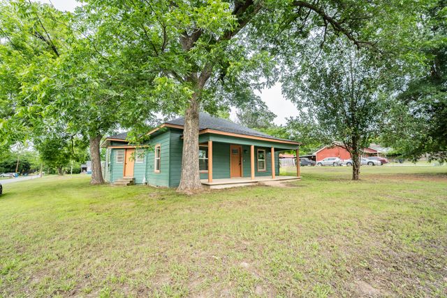 308 W Pine Street, Winnsboro, TX 75494