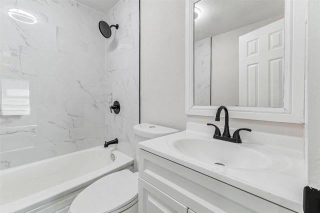 1505 Ryon Street Street, Houston, TX 77009