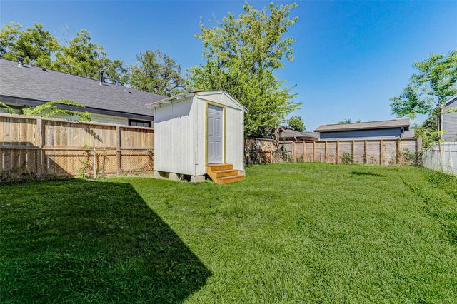 1505 Ryon Street Street, Houston, TX 77009