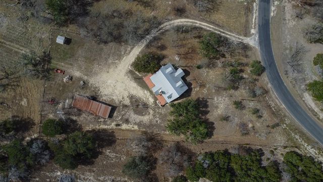 230 Cade Loop, Ingram, TX 78025