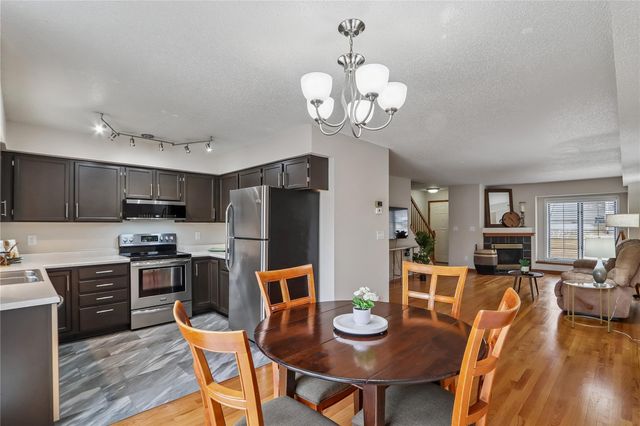 1929 Earl Rd, Iowa City, IA 52246