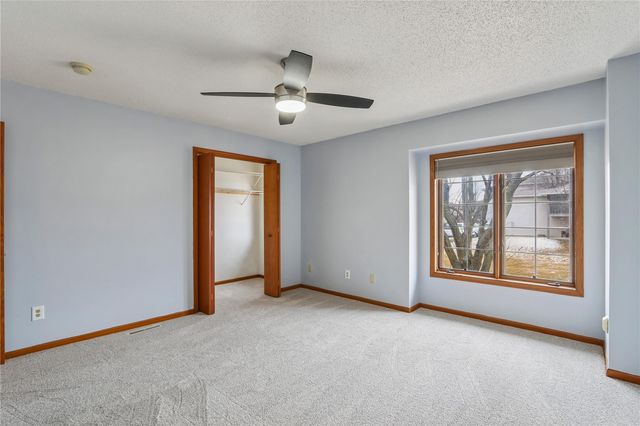 1929 Earl Rd, Iowa City, IA 52246