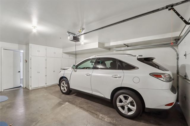 1929 Earl Rd, Iowa City, IA 52246