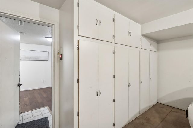 1929 Earl Rd, Iowa City, IA 52246