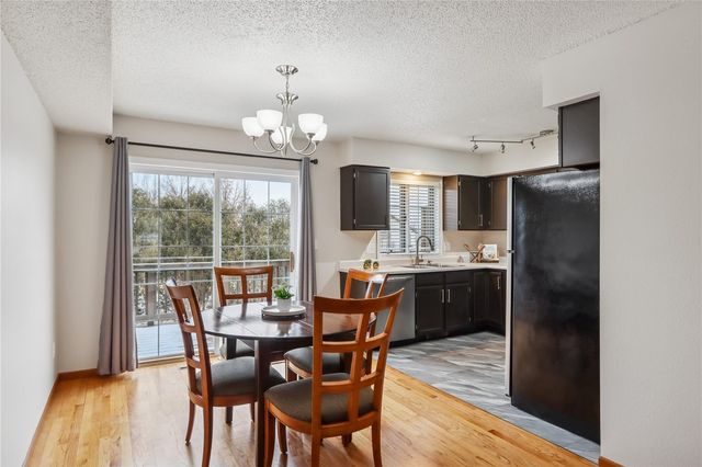 1929 Earl Rd, Iowa City, IA 52246