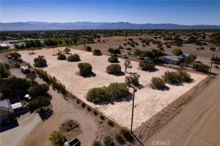 8821 Oakwood, Hesperia, CA 92345