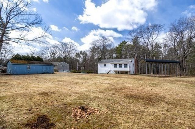 872 New Sherborn Rd, Athol, MA 01331
