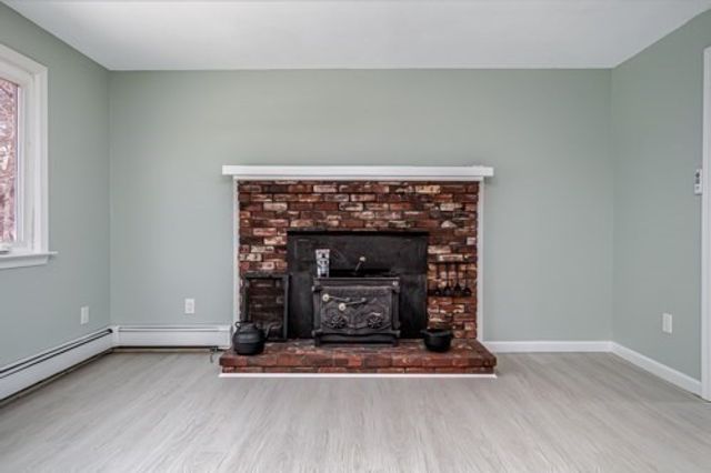 872 New Sherborn Rd, Athol, MA 01331