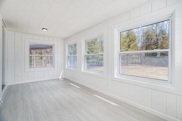 872 New Sherborn Rd, Athol, MA 01331