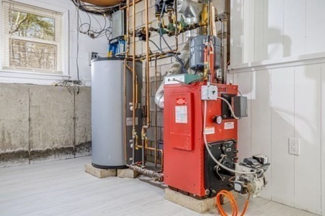 872 New Sherborn Rd, Athol, MA 01331