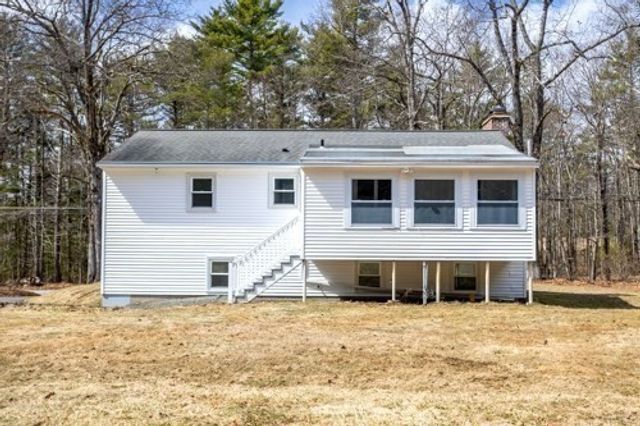 872 New Sherborn Rd, Athol, MA 01331