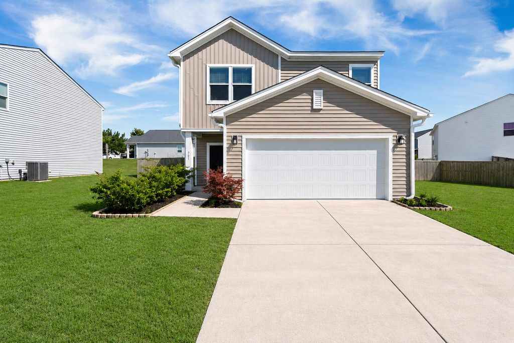 721 Mcroy Street, Moncks Corner, SC 29461