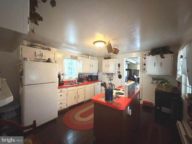 410 S CAMERON ST, Winchester, VA 22601