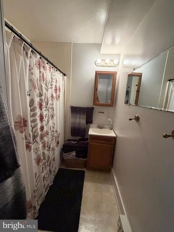 410 S CAMERON ST, Winchester, VA 22601
