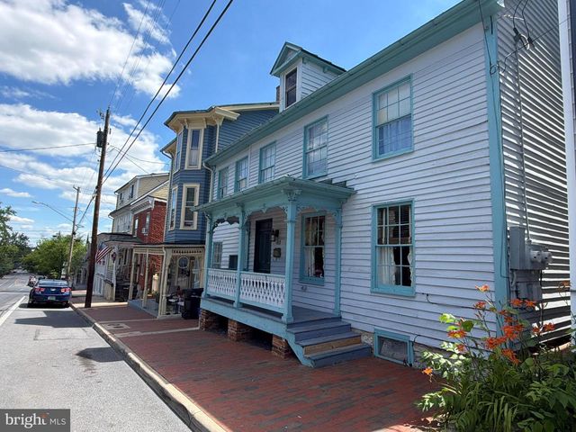 410 S CAMERON ST, Winchester, VA 22601