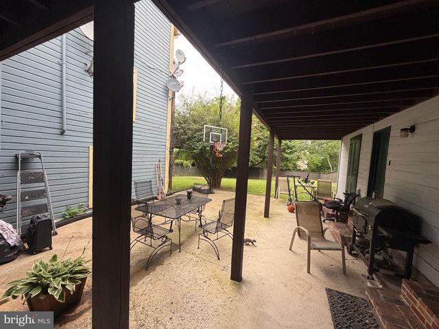 410 S CAMERON ST, Winchester, VA 22601