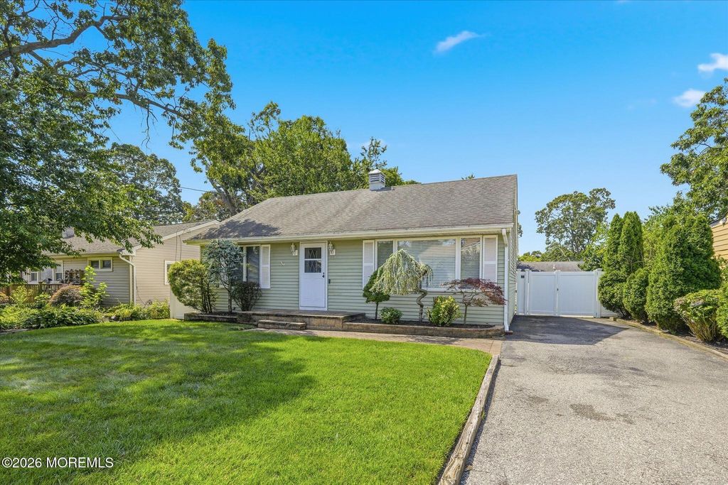 461 Augustus Road, Brick, NJ 08723
