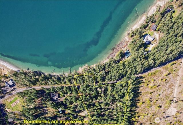 999 E Sequim Bay Road, Sequim, WA 98382