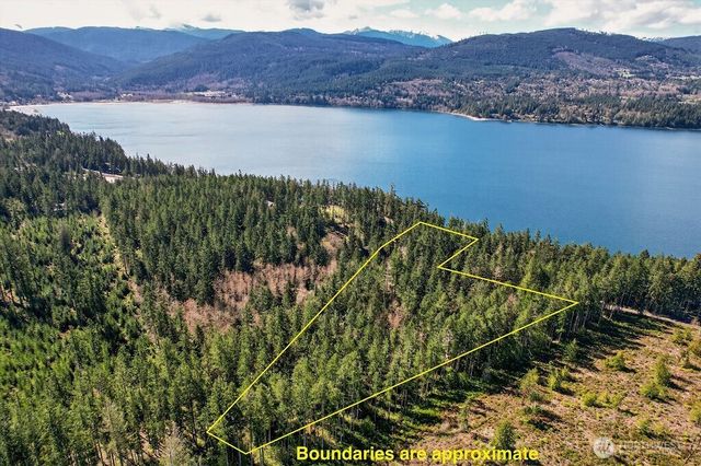 999 E Sequim Bay Road, Sequim, WA 98382